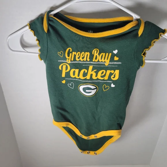 4 Green Bay Packers NFL Team Infant Girls Onesies - Picture 5 of 6